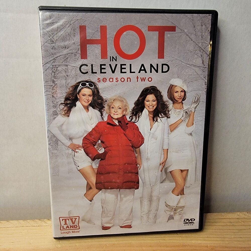 DVD Hot In Cleveland Season 2 BETTY WHITE